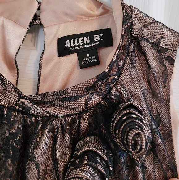 Allen B. Dress Size 8. - Picture 4 of 6